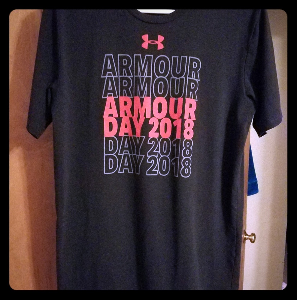 Under armour Tshirt